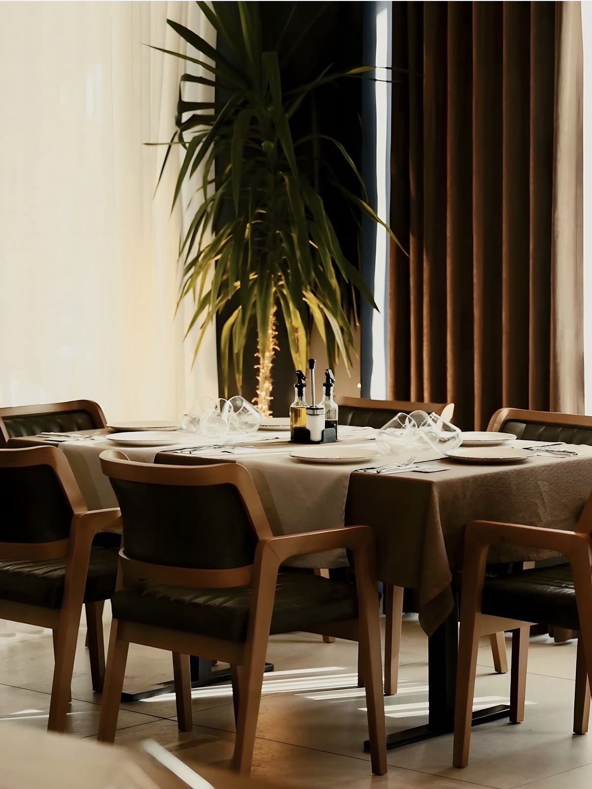 Piatti e servizio al Restaurant Harea